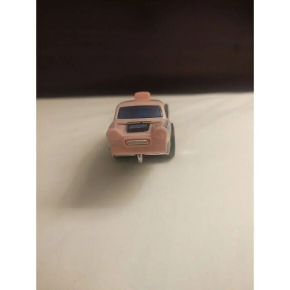 Looney toons Hot Wheels HW Poppa Wheelie Mattel 2013‎ BDC90 Pink Bugs Bunny Rare
